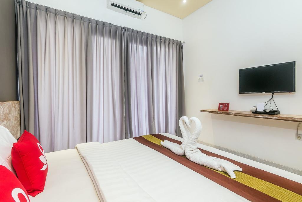 Zen Rooms Denpasar Mertasari Εξωτερικό φωτογραφία