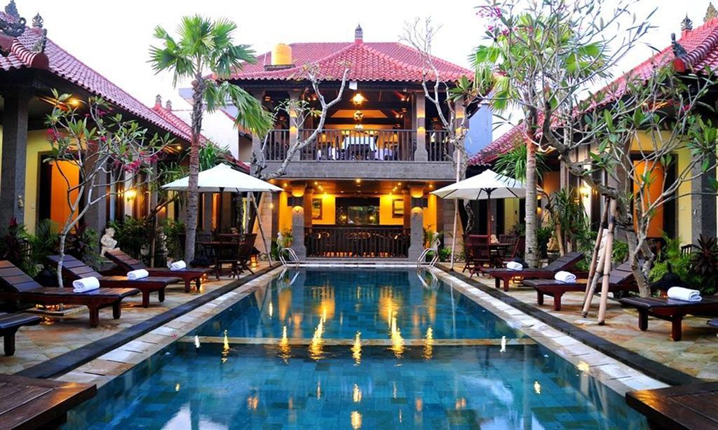 Zen Rooms Denpasar Mertasari Εξωτερικό φωτογραφία