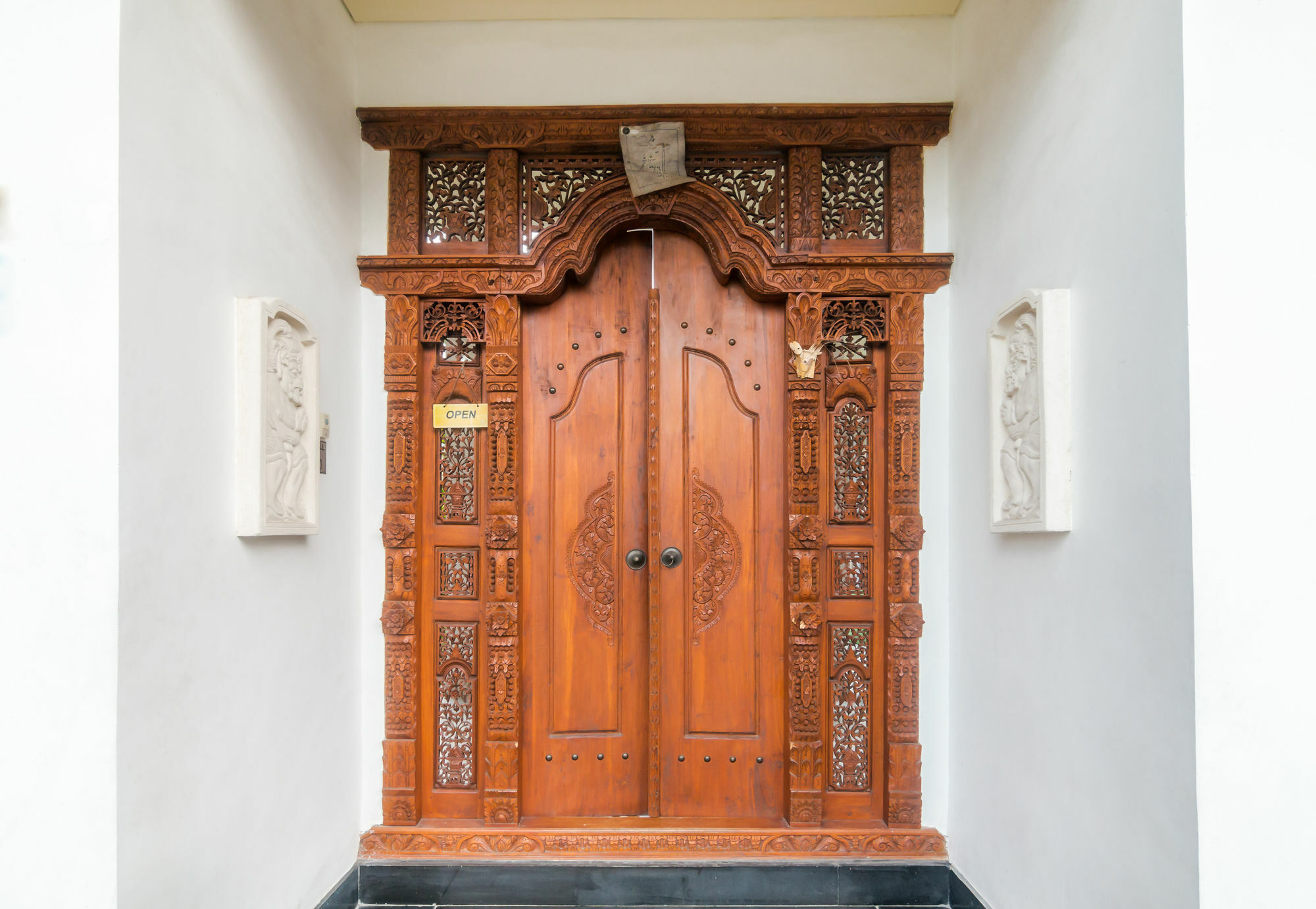 Zen Rooms Denpasar Mertasari Εξωτερικό φωτογραφία